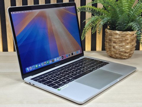 APPLE MacBook Pro A2159 Intel Core i5-8257U 8GB 512SSD MacOS Retina IPS Silver - Klasa A- - Gwarancja 24M