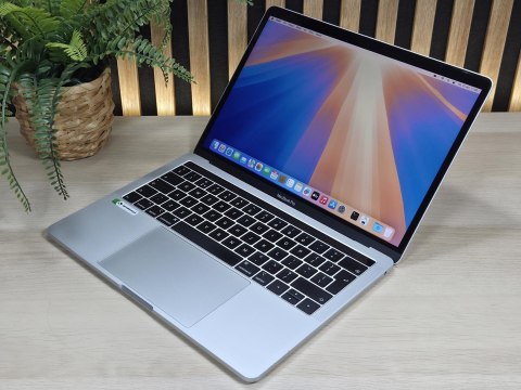 APPLE MacBook Pro A2159 Intel Core i5-8257U 8GB 512SSD MacOS Retina IPS Silver - Klasa A- - Gwarancja 24M