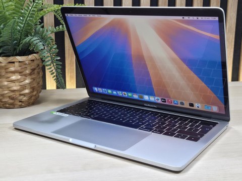 APPLE MacBook Pro A2159 Intel Core i5-8257U 8GB 512SSD MacOS Retina IPS Silver - Klasa A- - Gwarancja 24M