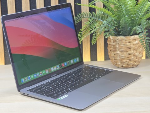 Apple MacBook Air 13 A1932 Intel Core i5-8210Y 8GB 512SSD Retina IPS - Klasa A- - Gwarancja 24M