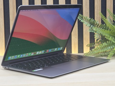 Apple MacBook Air 13 A1932 Intel Core i5-8210Y 8GB 512SSD Retina IPS - Klasa A- - Gwarancja 24M
