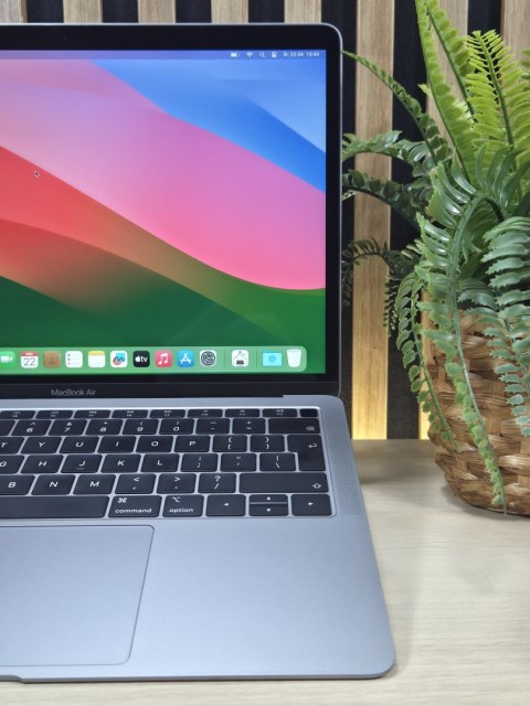 Apple MacBook Air 13 A1932 Intel Core i5-8210Y 8GB 512SSD Retina IPS - Klasa A- - Gwarancja 24M