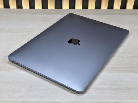 Apple MacBook Air 13 A2179 Intel Core i5-1030NG7 8GB 256SSD Retina IPS Space Gray - Klasa A- - Gwarancja 24M