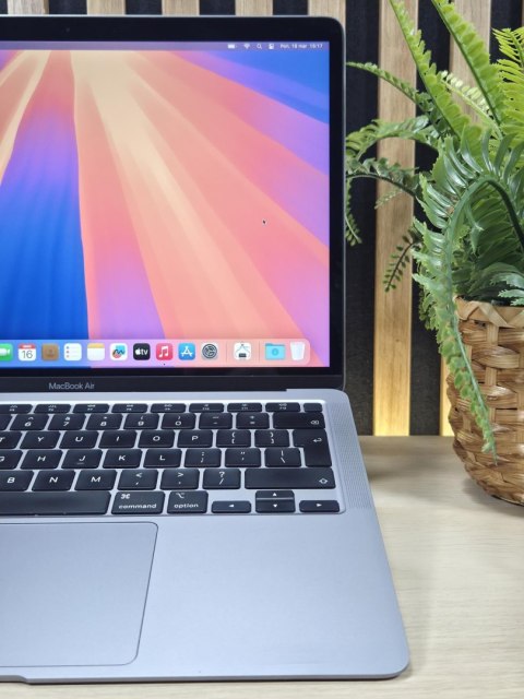 Apple MacBook Air 13 A2179 Intel Core i5-1030NG7 8GB 512SSD Retina IPS Space Gray - Klasa A- - Gwarancja 24M