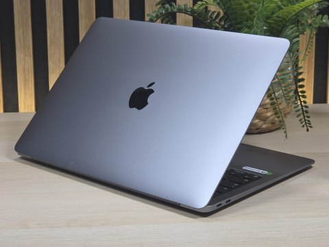 Apple MacBook Air 13 A2337 M1 8GB 256SSD Retina IPS Space Gray - Klasa A- - Gwarancja 24M