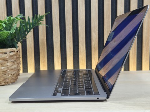 Apple MacBook Pro 13 A2251 Intel Core i7-1068NG7 32GB 1TB SSD Retina IPS Space Gray - Klasa A- - Gwarancja 24M