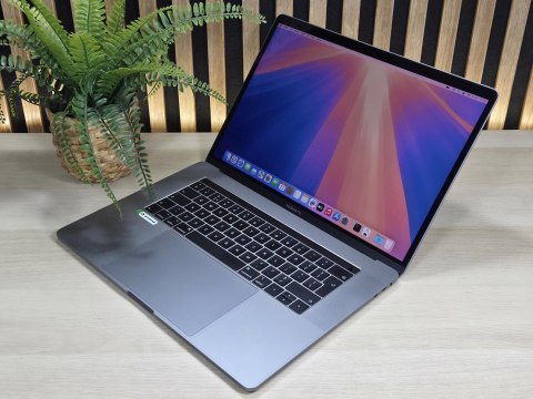 Apple MacBook Pro 15 A1990 Intel Core i9-9980HK Radeon Pro 32GB 1TB SSD Retina IPS Space Grey - Klasa A- - Gwarancja 24M
