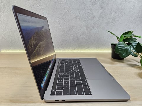 Apple MacBook Pro A2159 Intel Core i5-8257U 16GB 128SSD Retina IPS Space Gray - Klasa A- - Gwarancja 24M