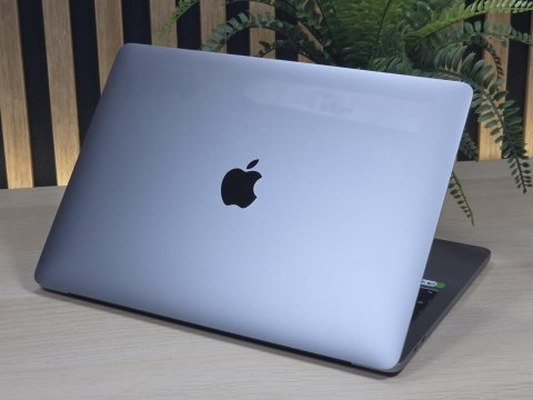 Apple MacBook Pro A2159 Intel Core i5-8257U 8GB 256SSD Retina IPS Space Gray - Klasa A- - Gwarancja 24M