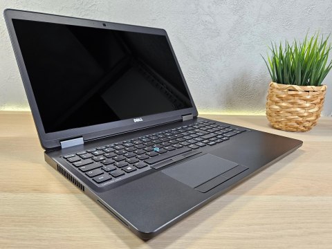 Laptop Dell Latitude E5570 i5-6200U 8GB 256SSD W11 Nowa Bateria - Klasa A- - Gwarancja 24M