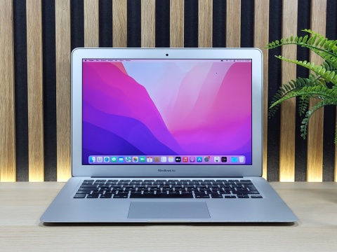 MacBook Air 13 A1466