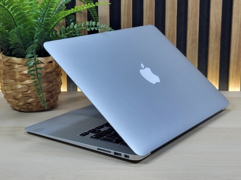 MacBook Air 13 A1466