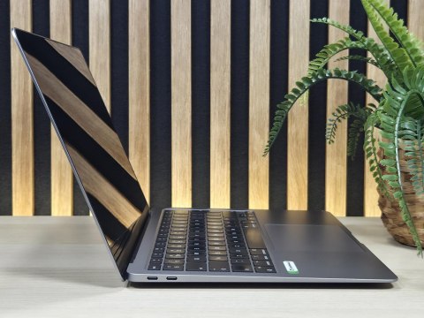 Apple MacBook Air 13 A2337 M1 8GB 512SSD Retina IPS Space Gray - Klasa A- - Gwarancja 24M