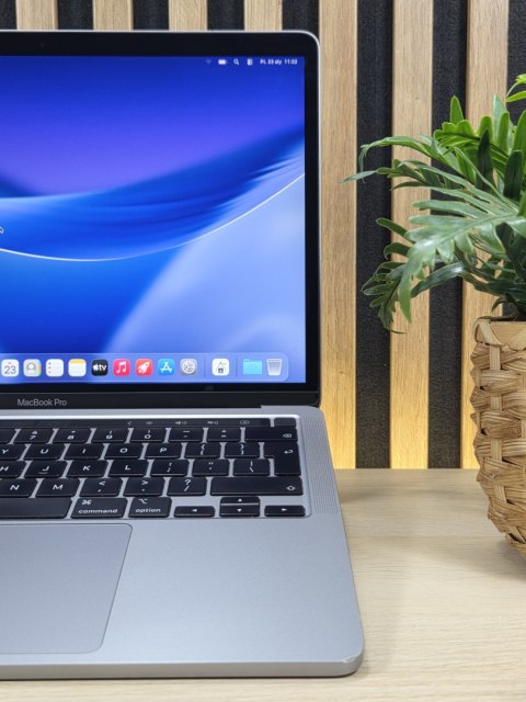 Apple MacBook Pro 13 A2251 Intel Core i7-1068NG7 32GB 1TB SSD Retina IPS Space Gray - Klasa A- - Gwarancja 24M