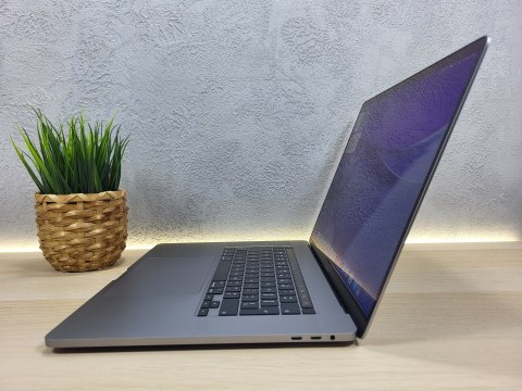 Apple MacBook Pro 16 A2141 Intel Core i9-9980HK Radeon 32GB 1TB SSD Retina IPS Space Gray - Klasa A- - Gwarancja 24M