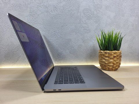 Apple MacBook Pro 16 A2141 Intel Core i9-9980HK Radeon 32GB 1TB SSD Retina IPS Space Gray - Klasa A- - Gwarancja 24M