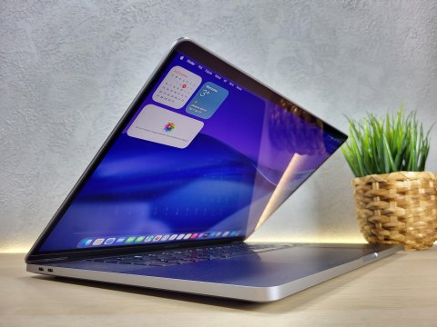 Apple MacBook Pro 16 A2141 Intel Core i9-9980HK Radeon 32GB 1TB SSD Retina IPS Space Gray - Klasa A- - Gwarancja 24M