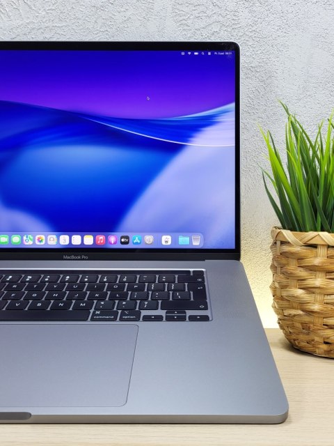 Apple MacBook Pro 16 A2141 Intel Core i9-9980HK Radeon 32GB 1TB SSD Retina IPS Space Gray - Klasa A- - Gwarancja 24M