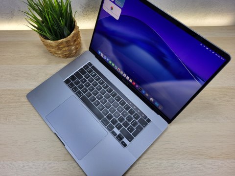 Apple MacBook Pro 16 A2141 Intel Core i9-9980HK Radeon 32GB 1TB SSD Retina IPS Space Gray - Klasa A- - Gwarancja 24M