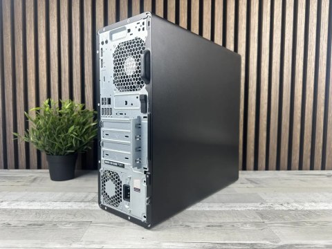 Komputer HP 800 G3 MT i5 6500 16GB DDR4 240GB SSD Win10P DVD Uszk. USB - Klasa A - Gwarancja 24M