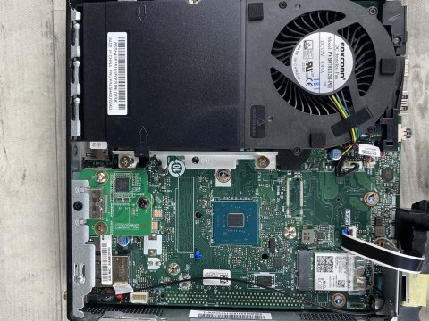 Komputer LENOVO THINKCENTRE M80Q TINY I5-10500T DDR4 16GB NVMe 256GB WIFI Win11 Pro - Klasa A - Gwarancja 24M