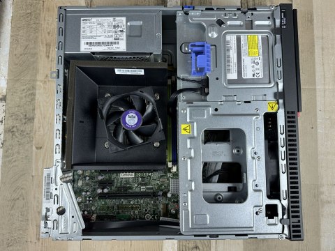 Komputer Lenovo M800 SFF i5-6600 8GB DDR4 240GB SSD Win10H - Klasa A- - Gwarancja 24M