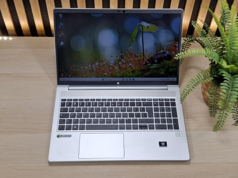 Laptop HP ProBook 450 G9 i7-1255U 16GB 256SSD W11 FHD - Klasa A- - Gwarancja 24M