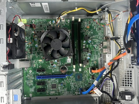 Komputer Dell 3040 MT i5 6500 8GB DDR3 240GB SSD Win10P - DVD - Klasa A- - Gwarancja 24M