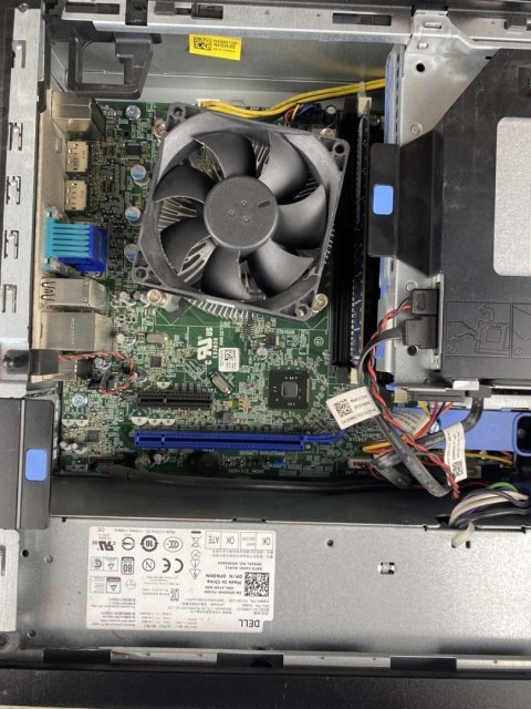 Komputer Dell 7020 i3-4160 8GB DDR3 240GB SSD bez systemu - Klasa A- - Gwarancja 24M