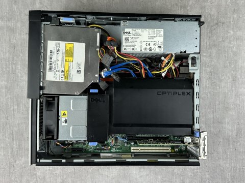 Komputer Dell Optiplex 960 E8400 2GB DDR2 Bez dysku - Klasa A- - Gwarancja 24M