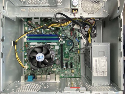 Komputer LENOVO THINKCENTRE M710T MT I7-6700 DDR4 16/256 GB W10P - Klasa A- - Gwarancja 24M