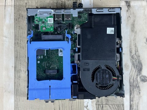 Komputer Mini Dell 3090 MFF i5 10500T 16/256GB NVMe Win11P - Klasa A- - Gwarancja 24M