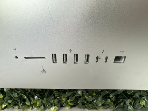 Komputer stacjonarny Apple iMac 18,3 Retina 5K 5120x2880 I7-7700K RX 32GB DDR4 1TB NVMe - Klasa A- - Gwarancja 24M